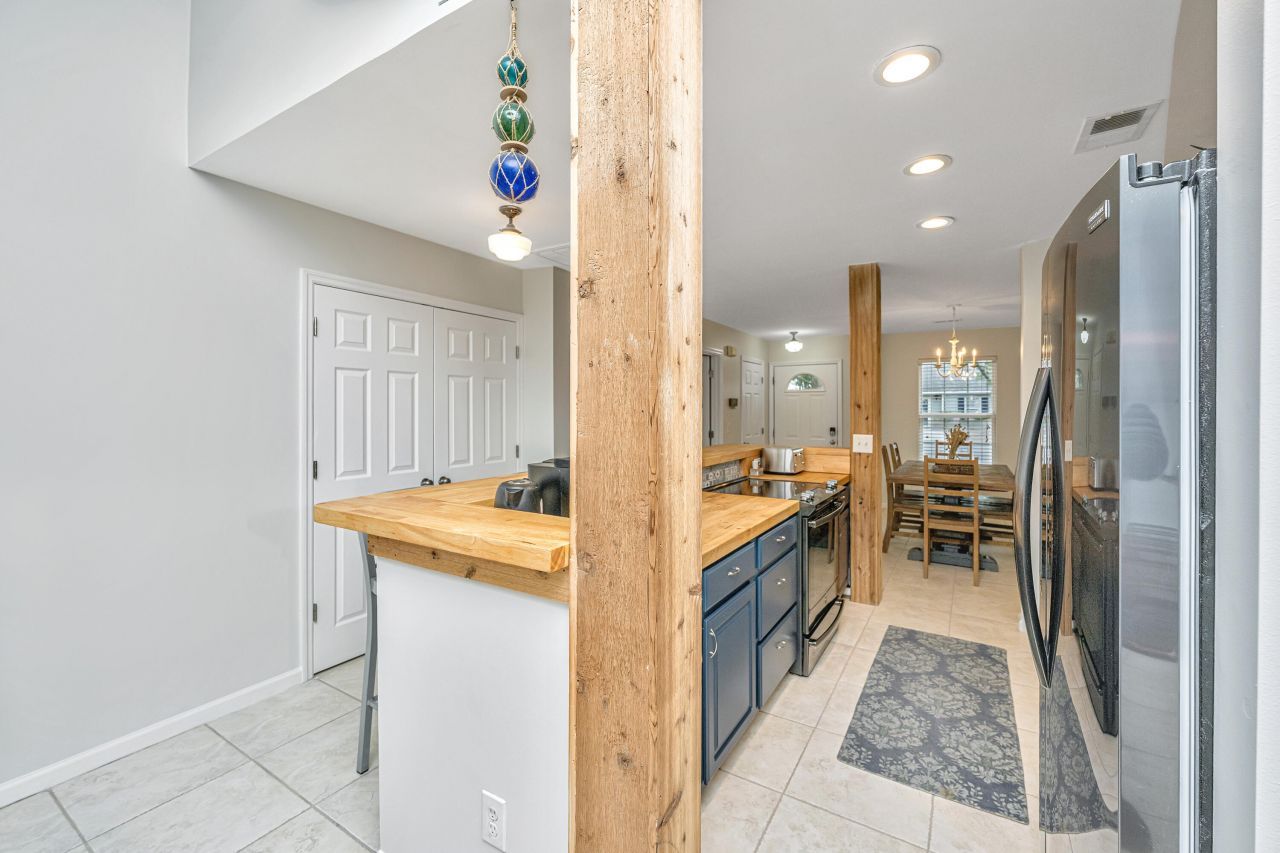 1573 Blaze Lane Photo 11