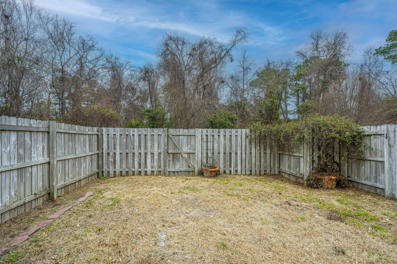 1573 Blaze Lane Photo 35