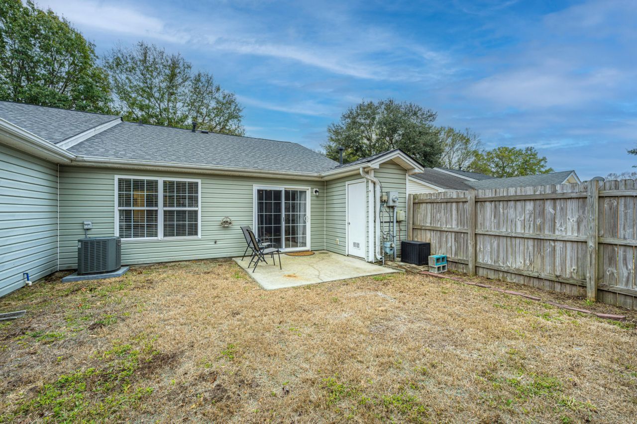 1573 Blaze Lane Photo 38