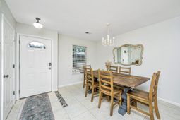 1573 Blaze Lane photo 4