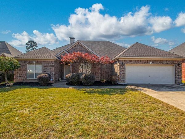 119 Maumelle Valley Drive, Maumelle, AR 72113