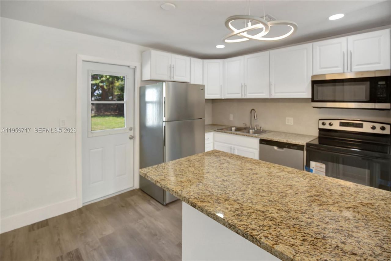 2311 Fletcher St, Hollywood, FL 33020 Photo