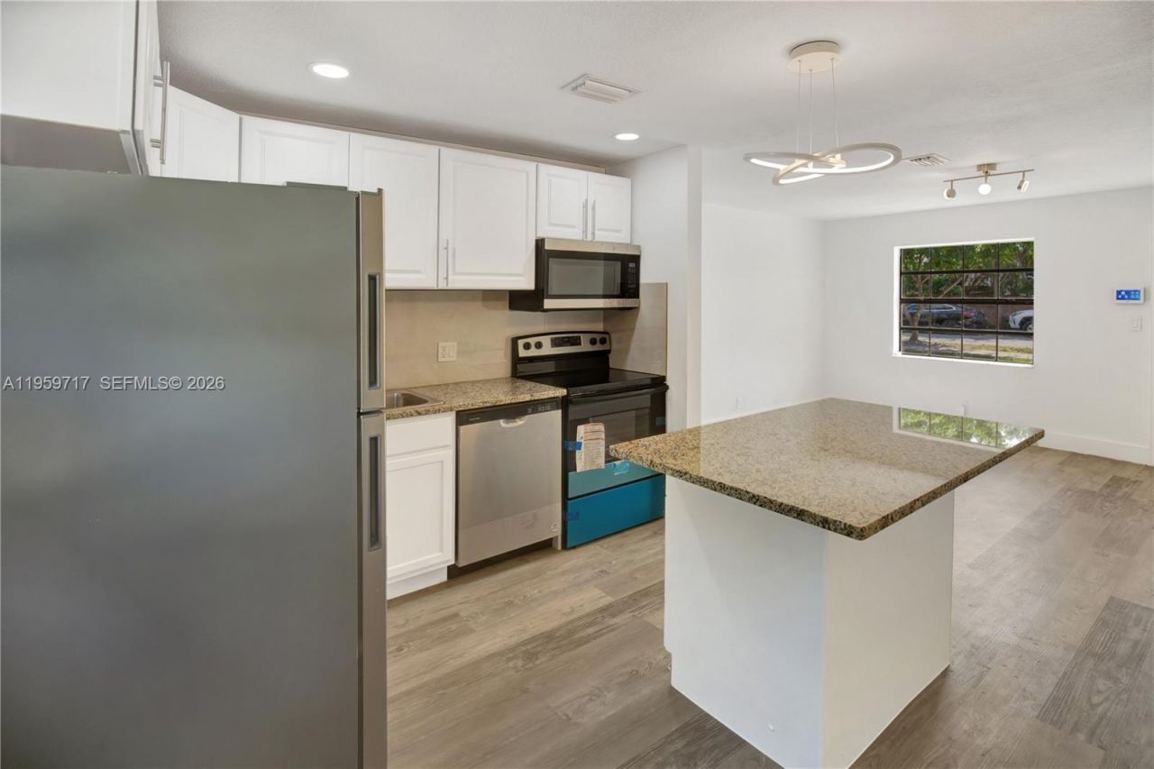 2311 Fletcher St, Hollywood, FL 33020 Photo