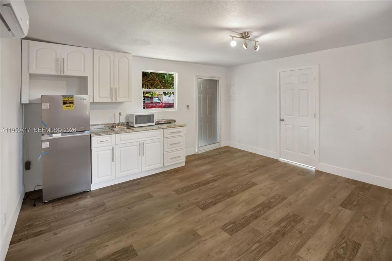 2311 Fletcher St, Hollywood, FL 33020 Photo