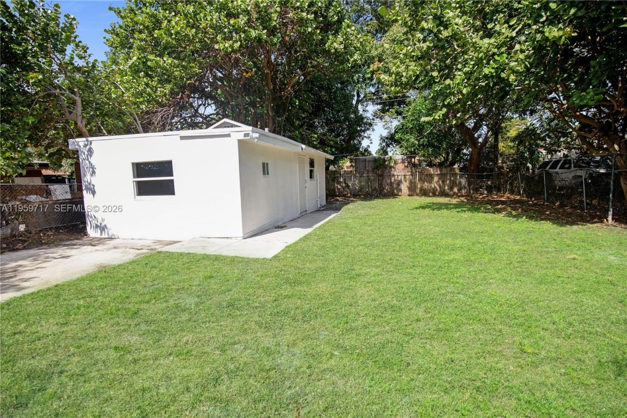 2311 Fletcher St, Hollywood, FL 33020 Photo