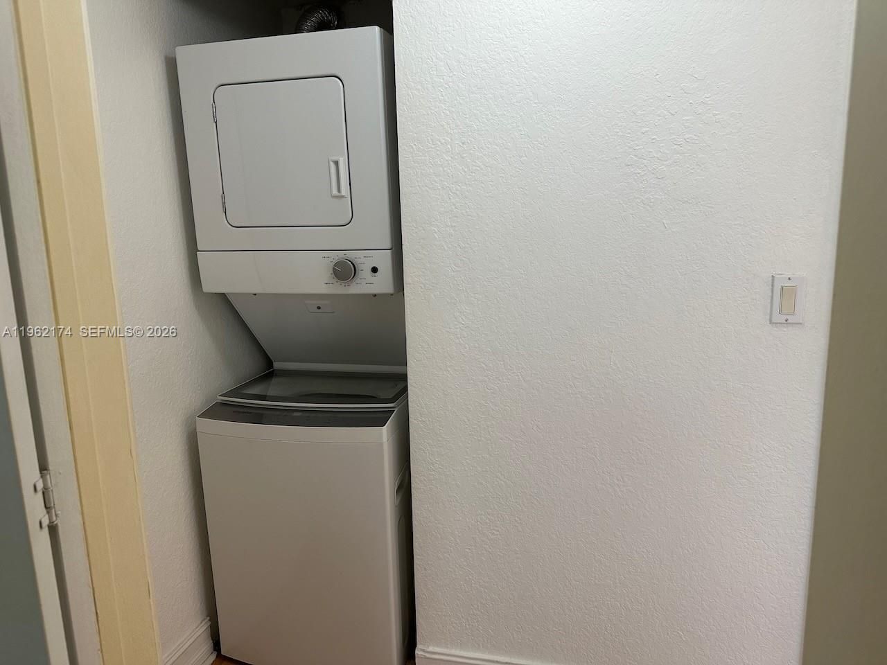 1080 99th St , Unit 322, Bay Harbor Islands, FL 33154 Photo