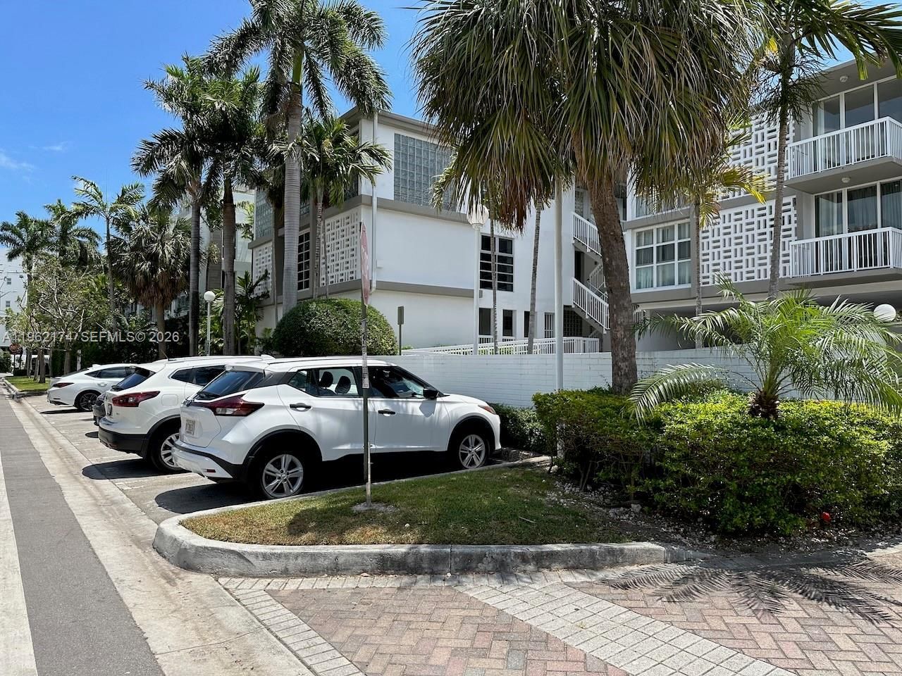 1080 99th St , Unit 322, Bay Harbor Islands, FL 33154 Photo