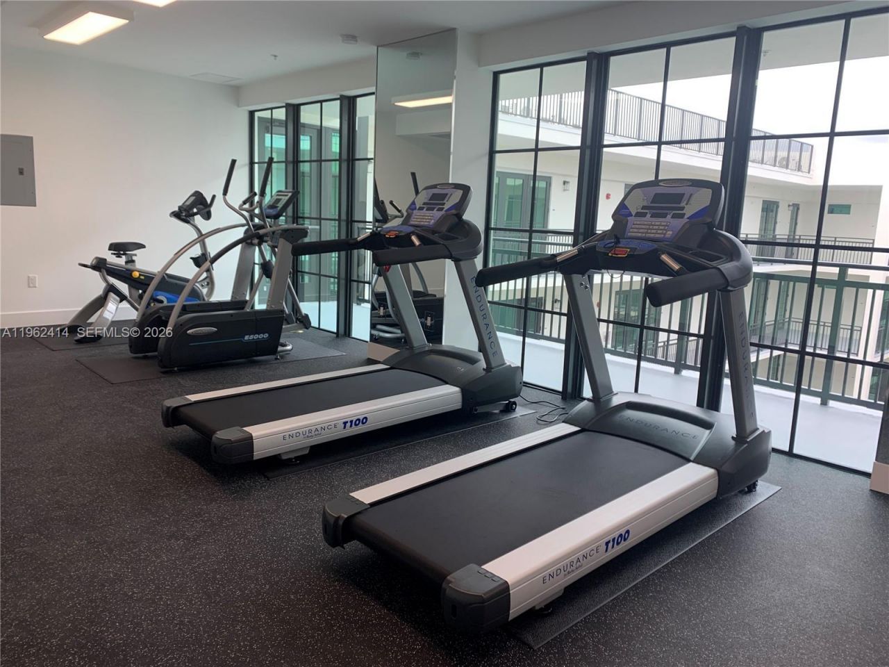 4100 Davie Rd, Unit 402, Davie, FL 33314 Photo