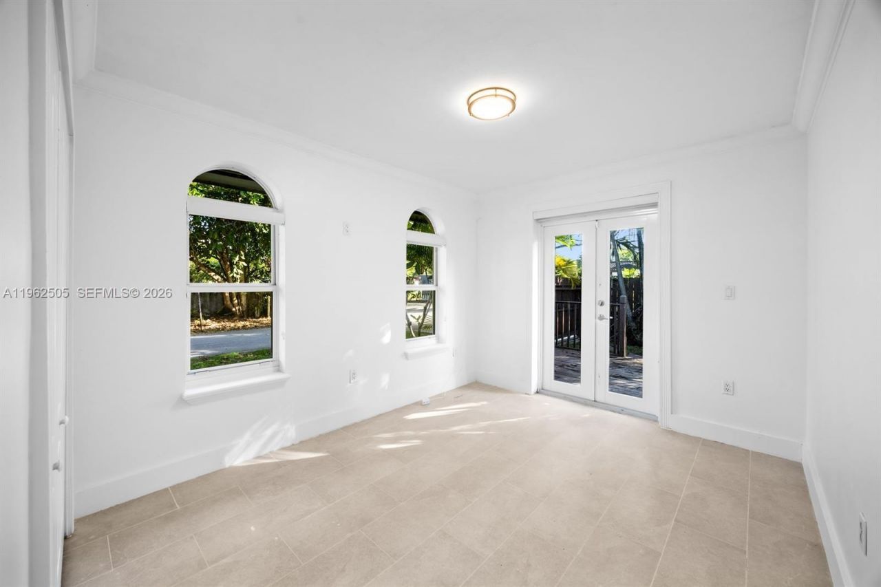 4400 SW 9th Ln, Miami, FL 33134 Photo