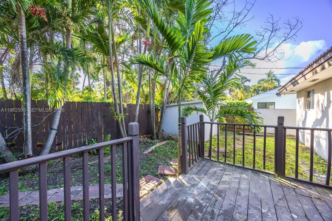 4400 SW 9th Ln, Miami, FL 33134 Photo