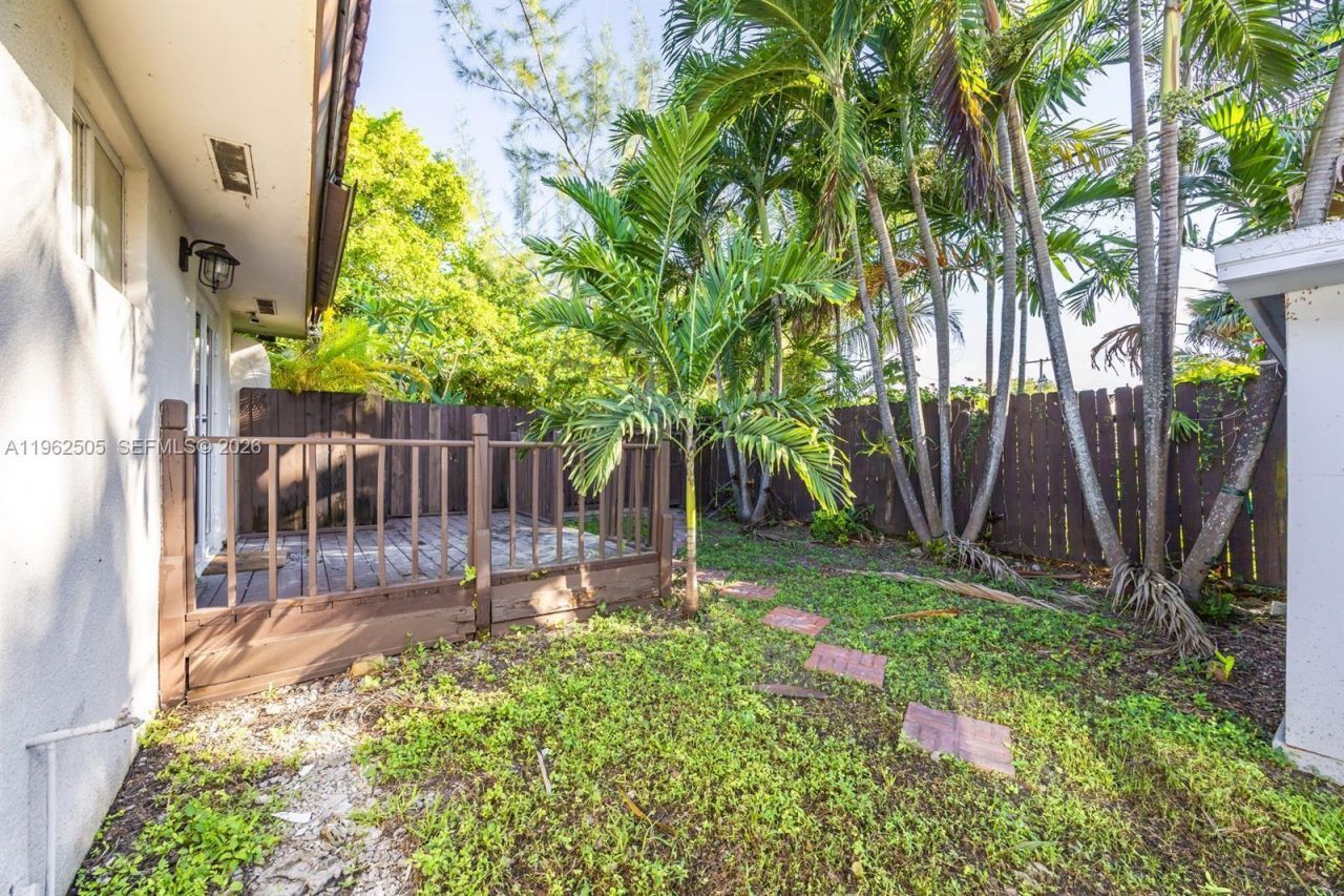 4400 SW 9th Ln, Miami, FL 33134 Photo