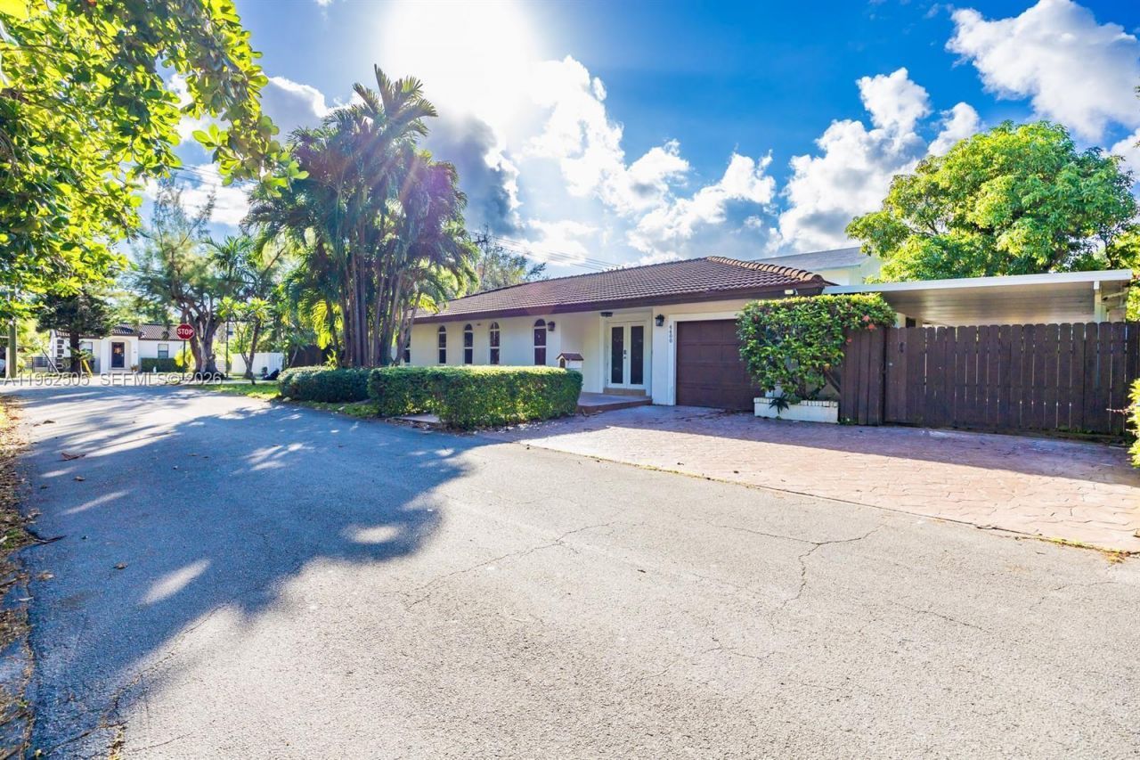 4400 SW 9th Ln, Miami, FL 33134 Photo