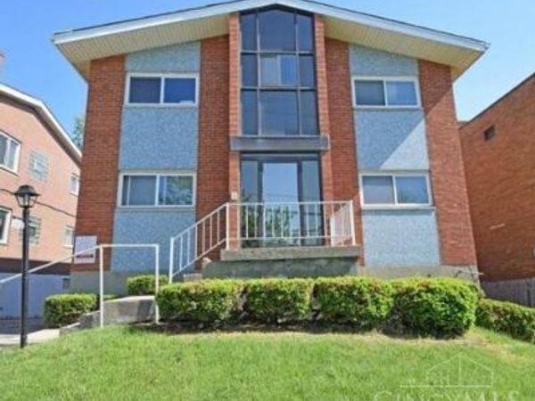 1112 Towne Street, Cincinnati, OH 45216