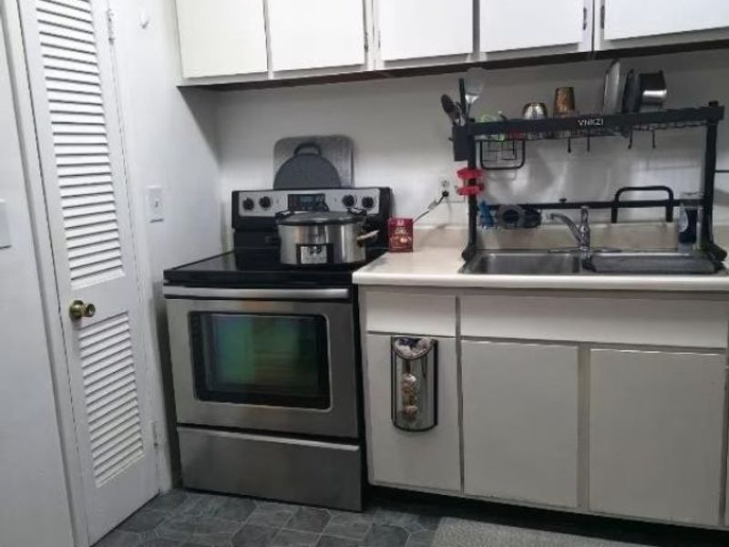 1112 Towne Street, Cincinnati, OH 45216 Photo 4