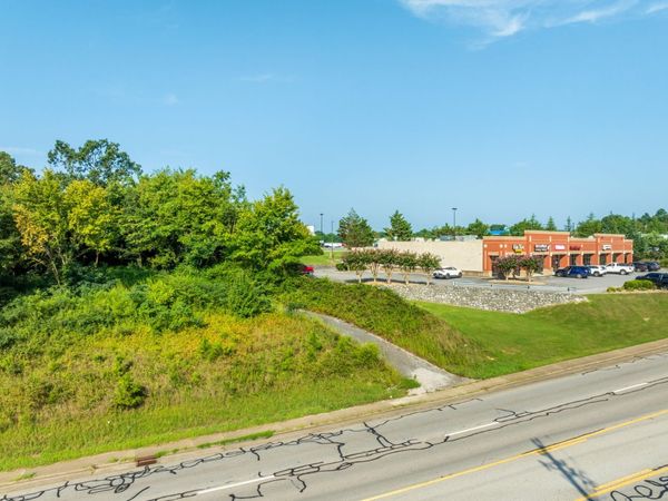 2530 Dalton Pike , Cleveland, TN 37323