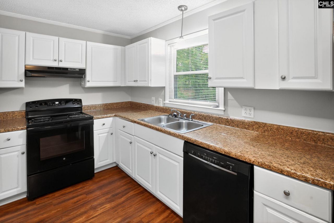 3725 Harrogate Road Photo 16