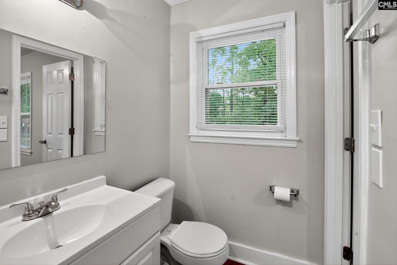 3725 Harrogate Road Photo 27