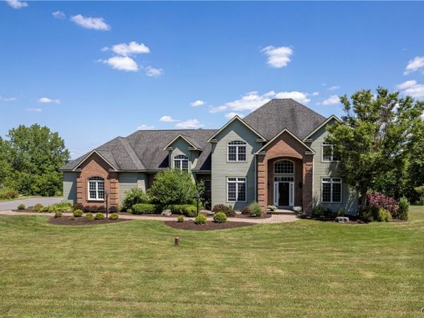 4020 Deer Crossing, Manlius, NY 13104