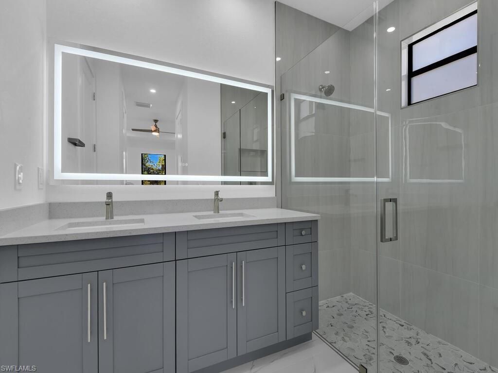 1033 Bassinger Ave S, Lehigh Acres, FL 33974 Photo