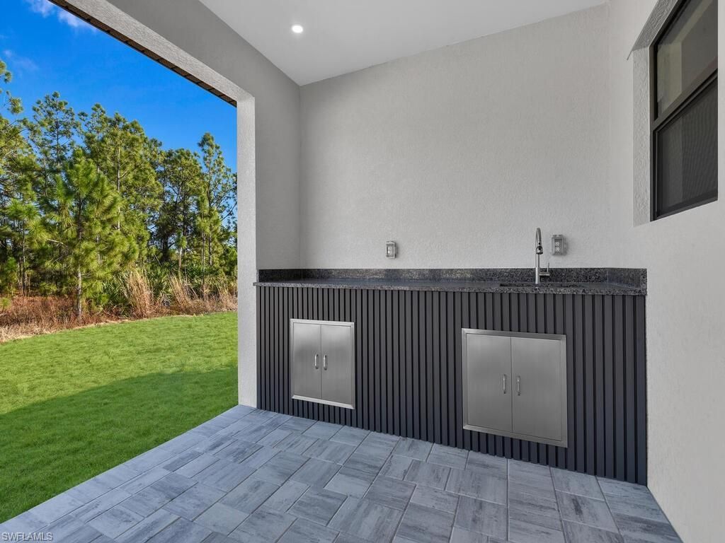 1033 Bassinger Ave S, Lehigh Acres, FL 33974 Photo