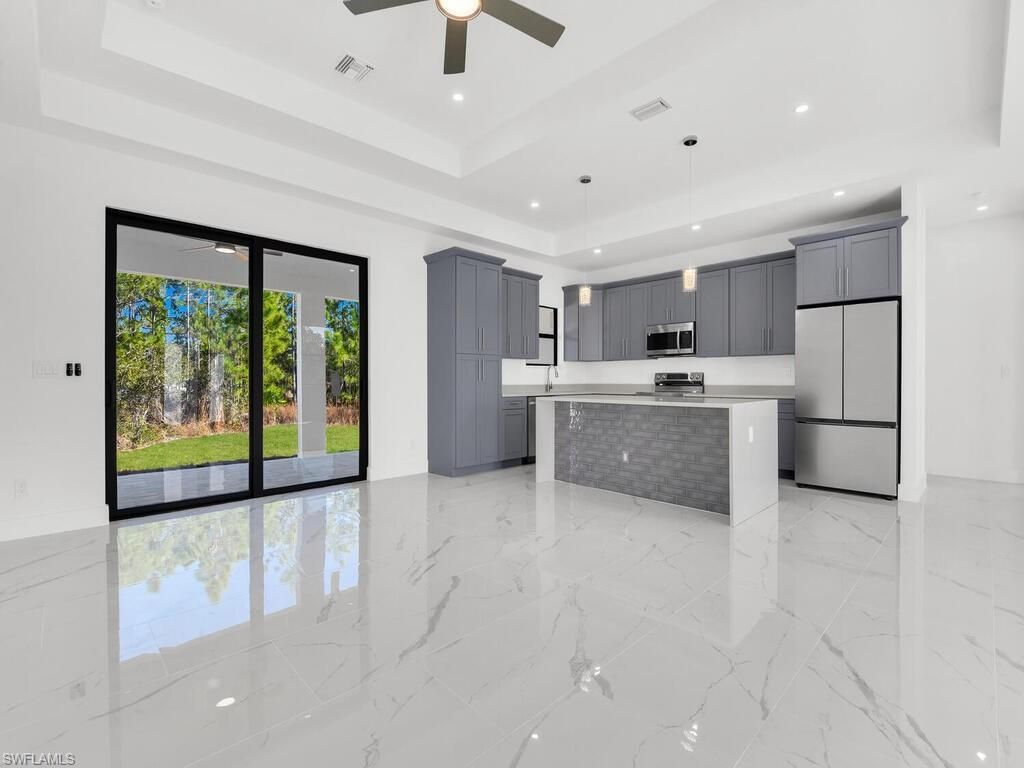 1033 Bassinger Ave S, Lehigh Acres, FL 33974 Photo