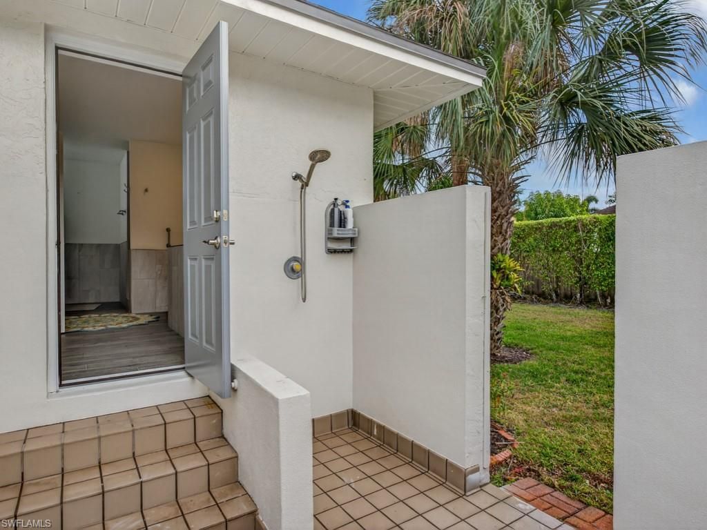 2264 Outrigger Ln, Naples, FL 34104 Photo