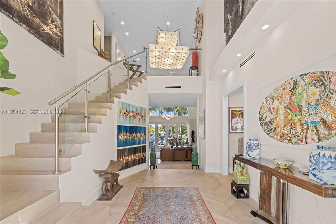 2125 Ixora Rd, North Miami, FL 33181 Photo