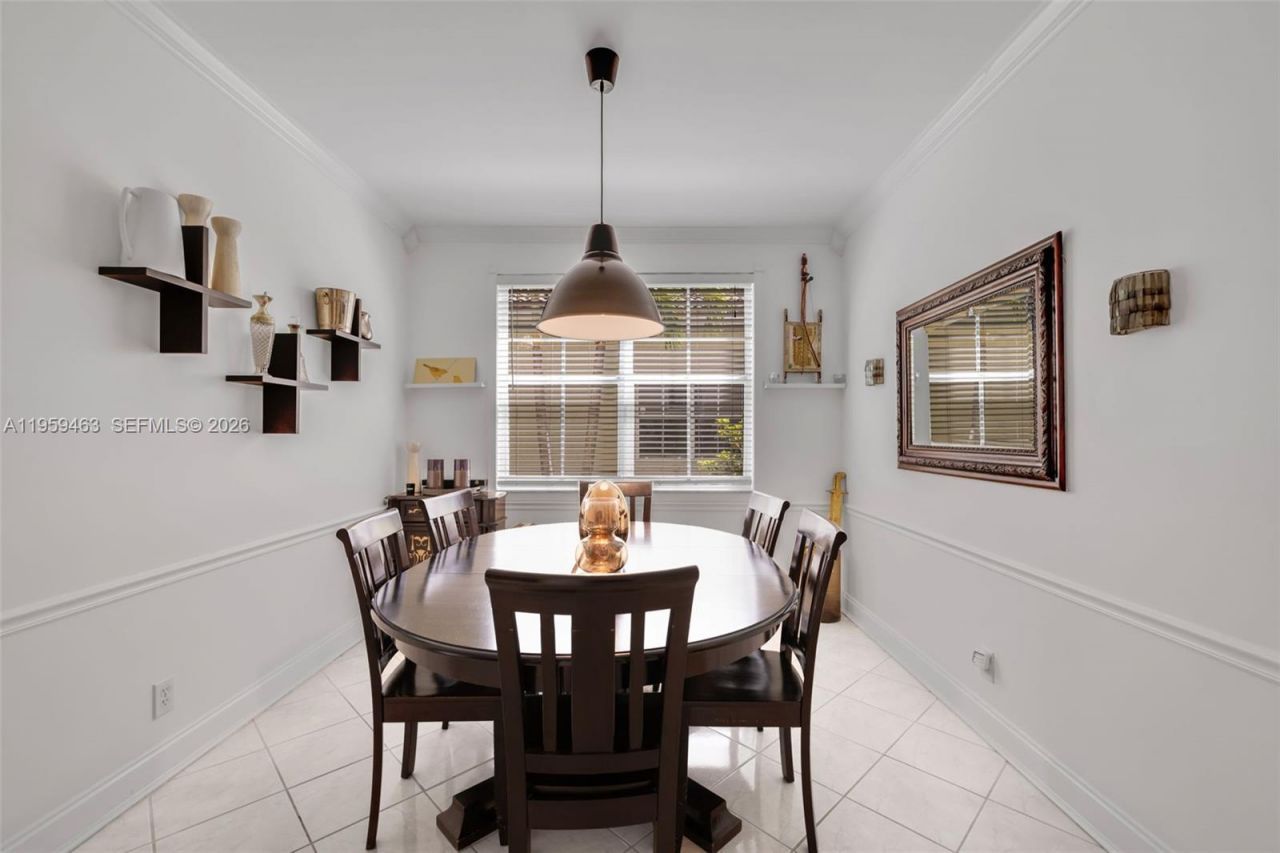 636 Vista Meadows Dr, Weston, FL 33327 Photo