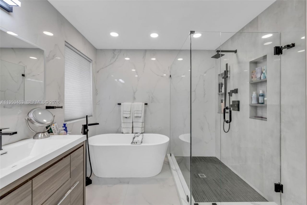 636 Vista Meadows Dr, Weston, FL 33327 Photo