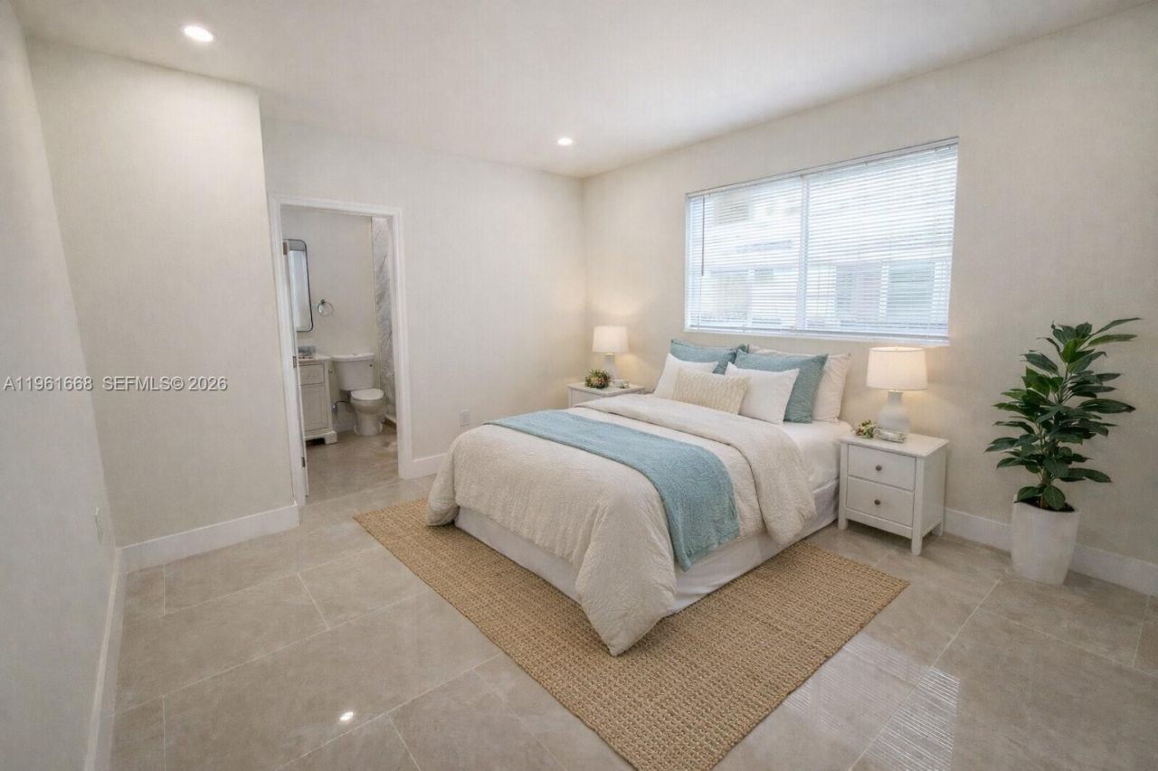 3079 NW Flagler Ter , Miami, FL 33125 Photo