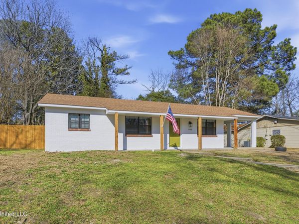 1062 Westway Street, Jackson, MS 39212