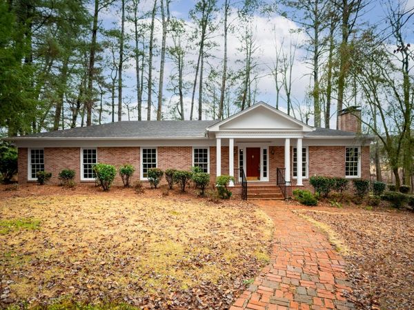 302 Brookwood Lane, La Fayette, GA 30728