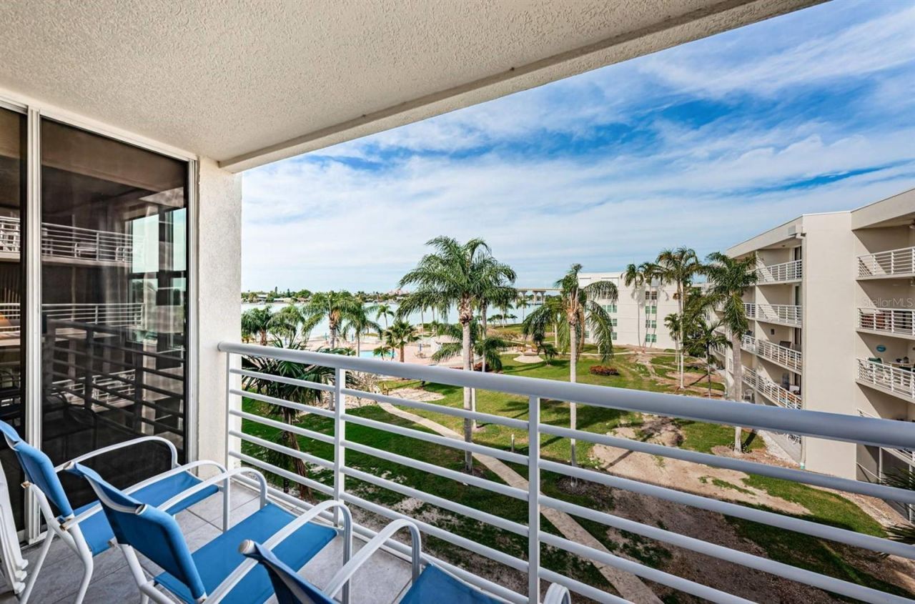 6061 Bahia Del Mar Circle, Unit 448, Saint Petersburg, FL 33715 Photo