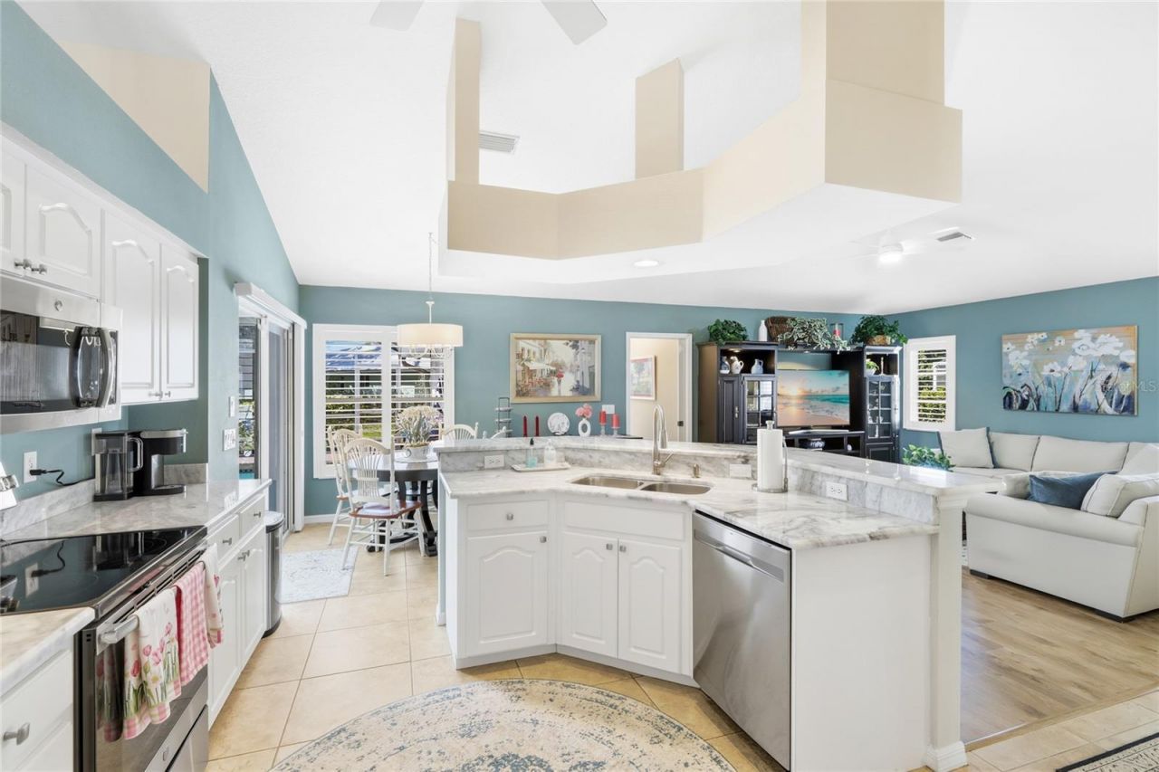 373 Roseling Circle, Venice, FL 34293 Photo