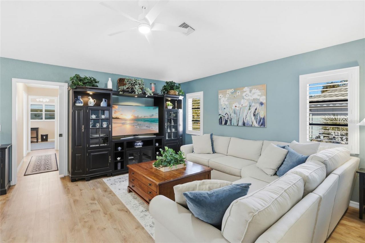 373 Roseling Circle, Venice, FL 34293 Photo