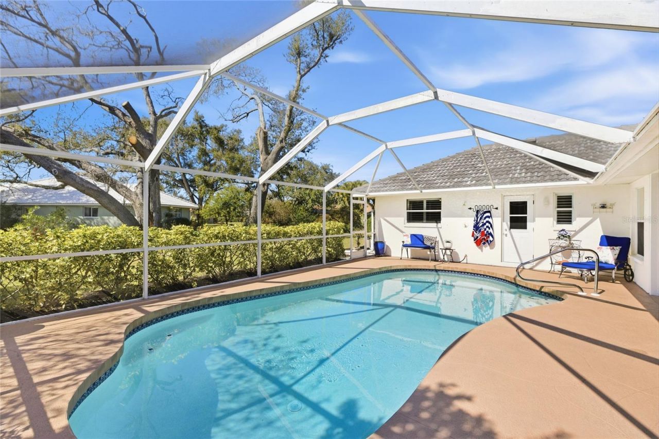 373 Roseling Circle, Venice, FL 34293 Photo