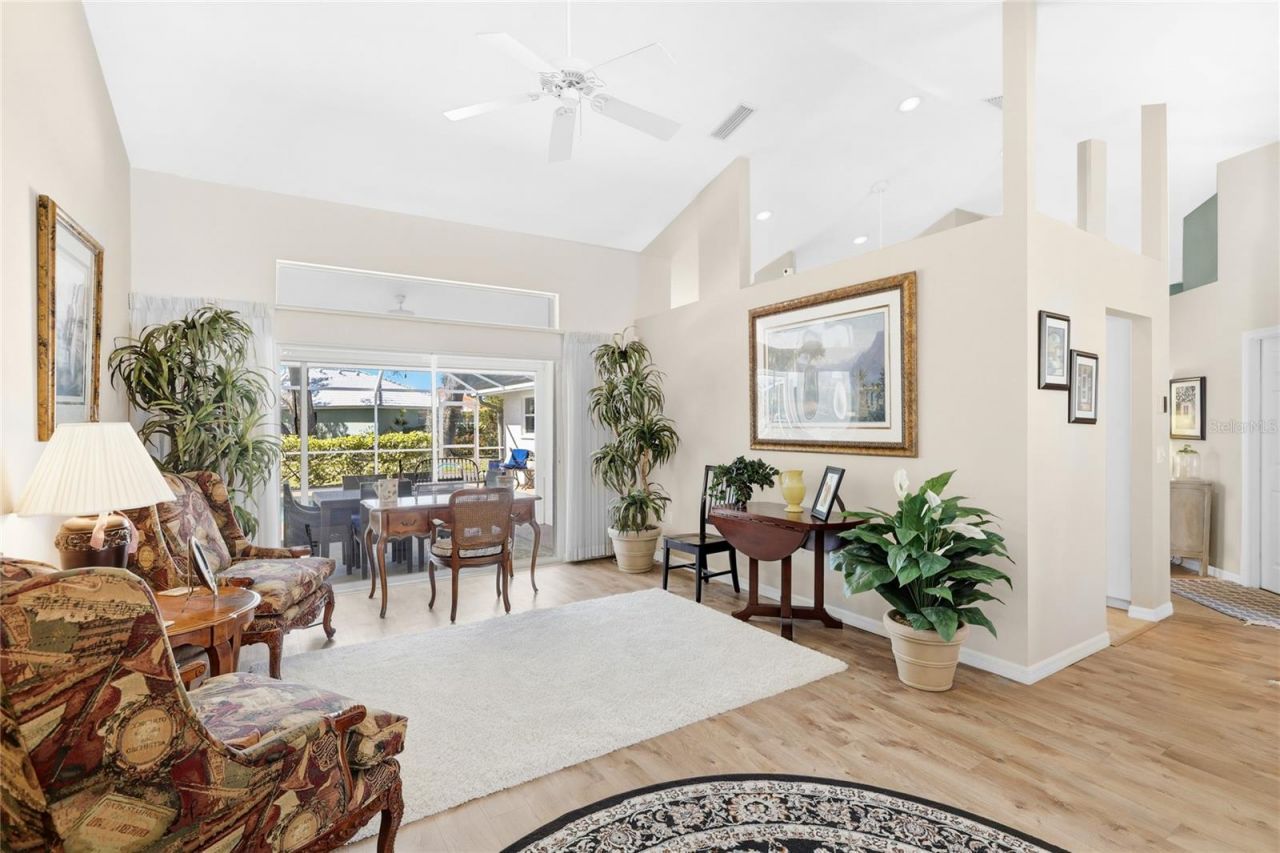 373 Roseling Circle, Venice, FL 34293 Photo