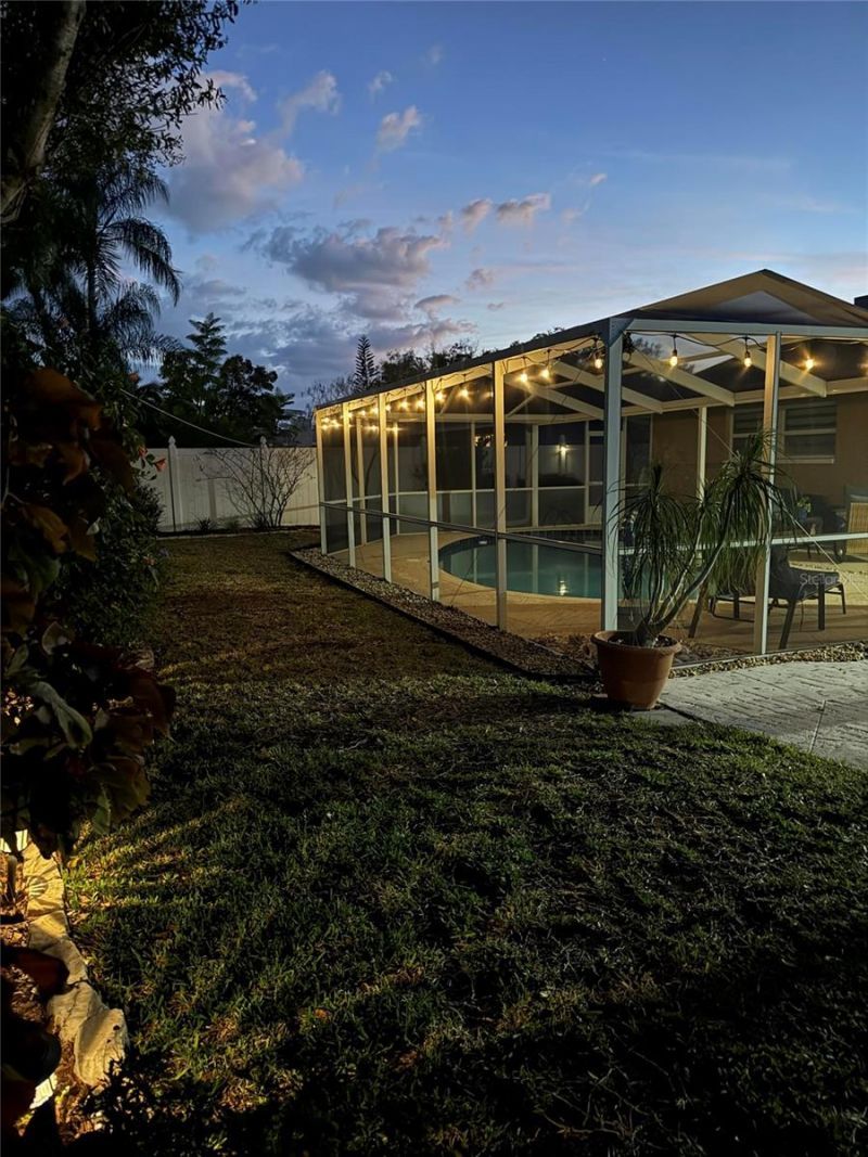 8909 118th Way, Seminole, FL 33772 Photo