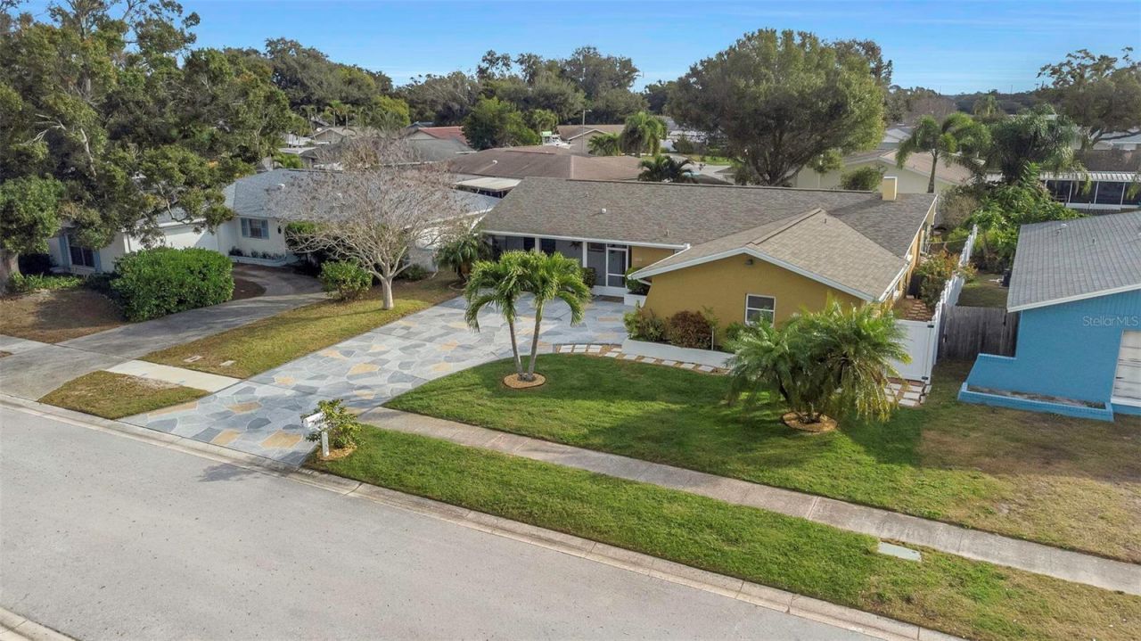 8909 118th Way, Seminole, FL 33772 Photo