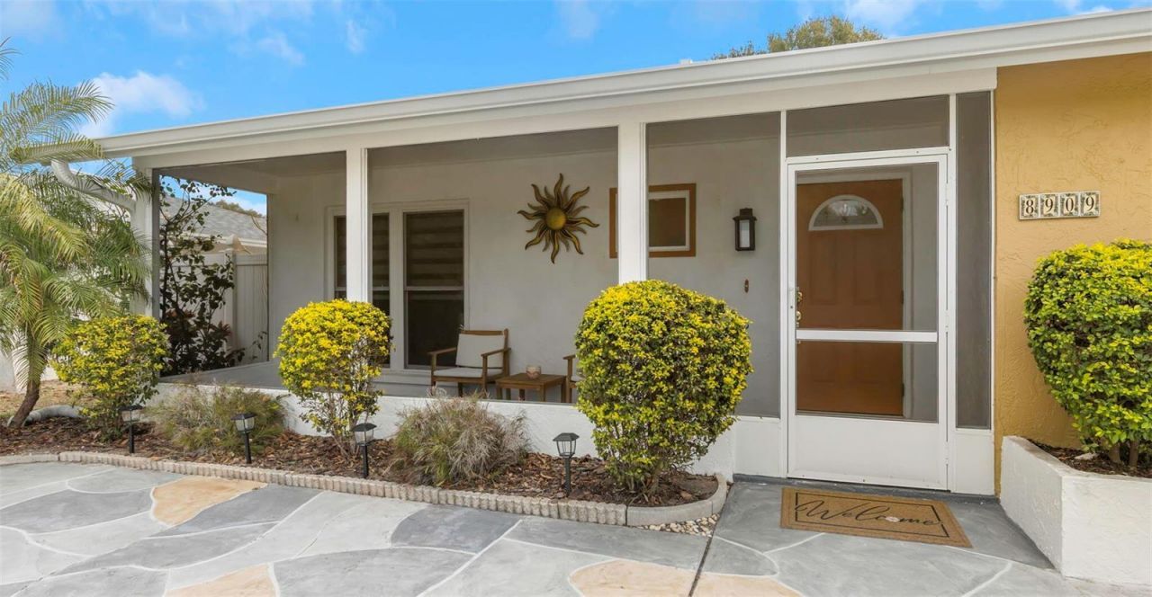 8909 118th Way, Seminole, FL 33772 Photo