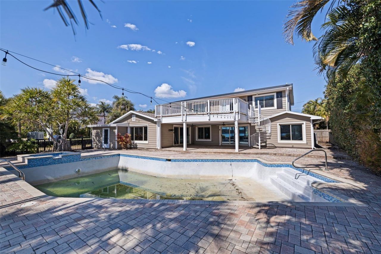 1392 Monterey Boulevard Ne, Saint Petersburg, FL 33704 Photo