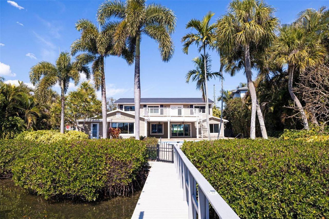 1392 Monterey Boulevard Ne, Saint Petersburg, FL 33704 Photo