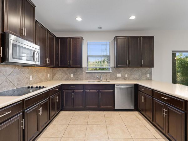 804 Water Hyacinth LOOP, Leander, TX 78641