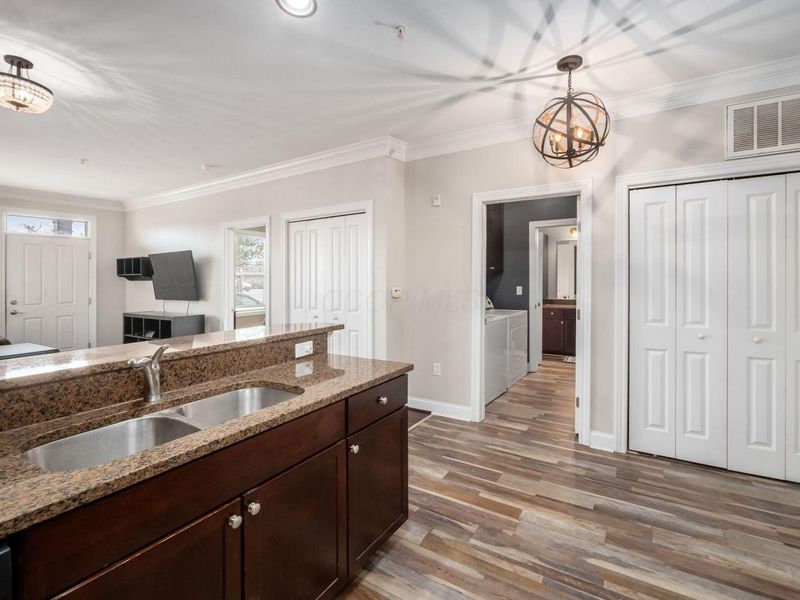 937 Ingleside Avenue, Unit 937, Columbus, OH 43215 Photo 10