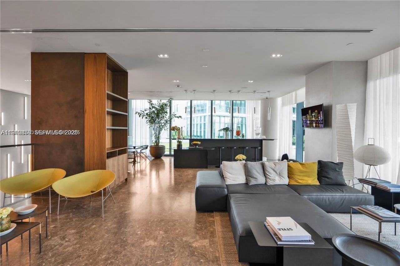 650 NE 32nd St, Unit BH6, Miami, FL 33137 Photo