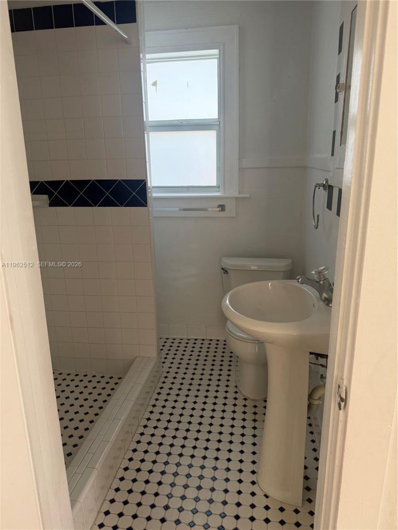 2811 SW 4th St, Unit 2, Miami, FL 33135 Photo