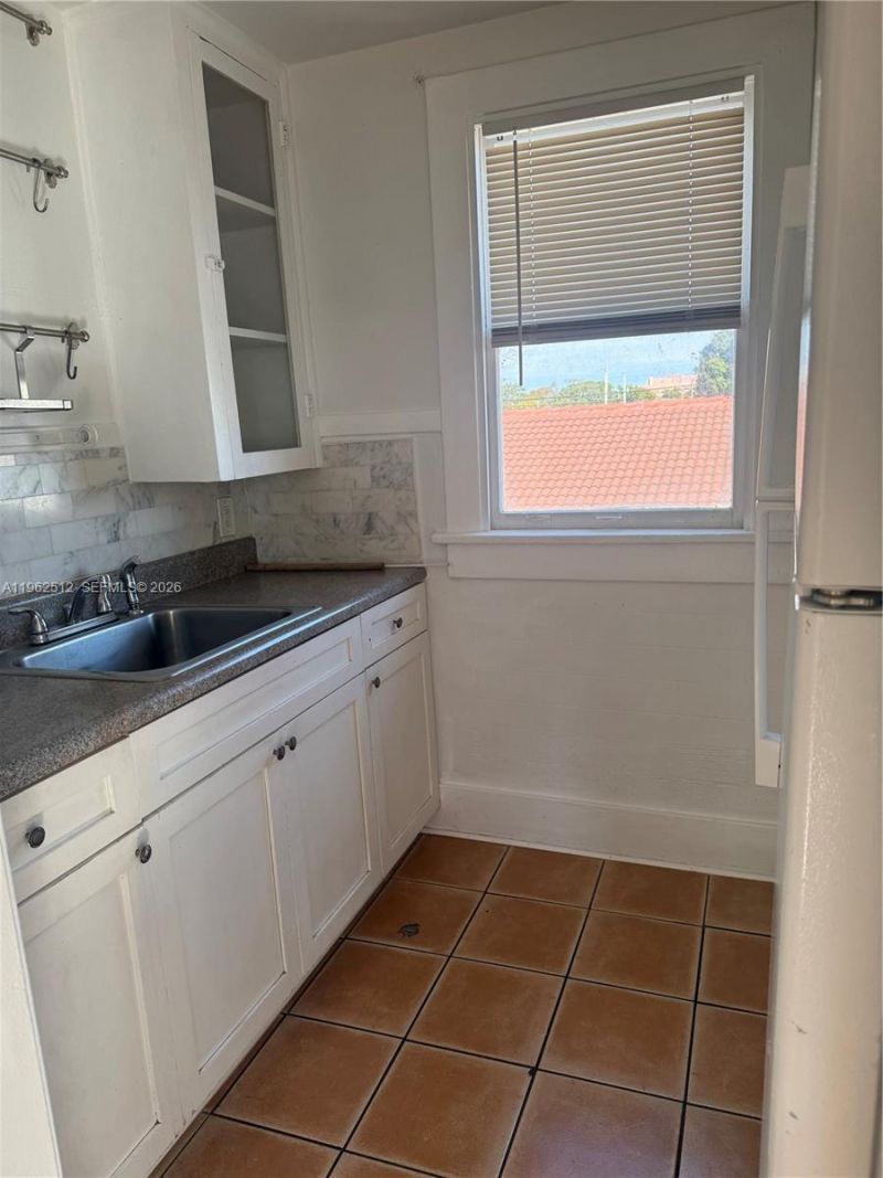 2811 SW 4th St, Unit 2, Miami, FL 33135 Photo