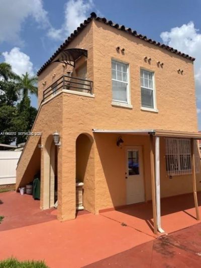 2811 SW 4th St, Unit 2, Miami, FL 33135 Photo