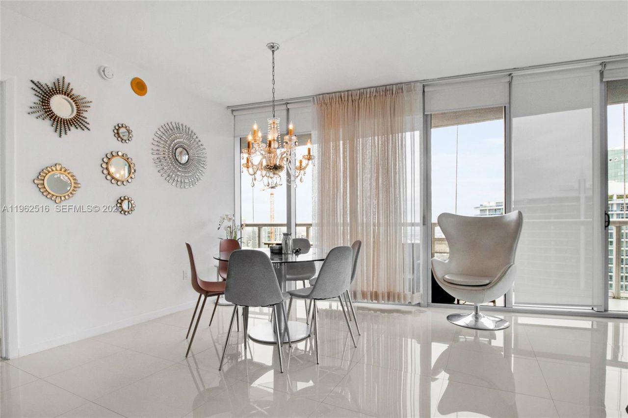 465 Brickell Ave , Unit 5102, Miami, FL 33131 Photo