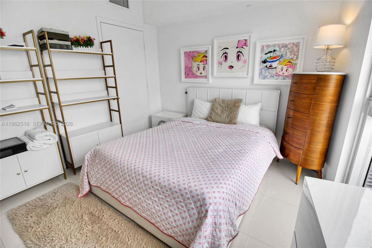 465 Brickell Ave , Unit 5102, Miami, FL 33131 Photo